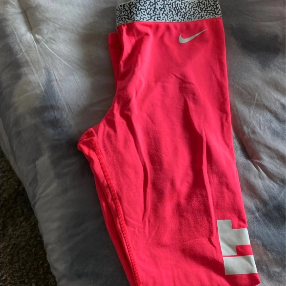 Nike air dry leggings